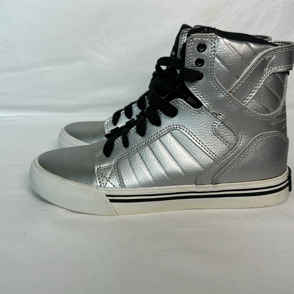 ❌Sold❌********Supra Muska 001 kids 4.5 gently used